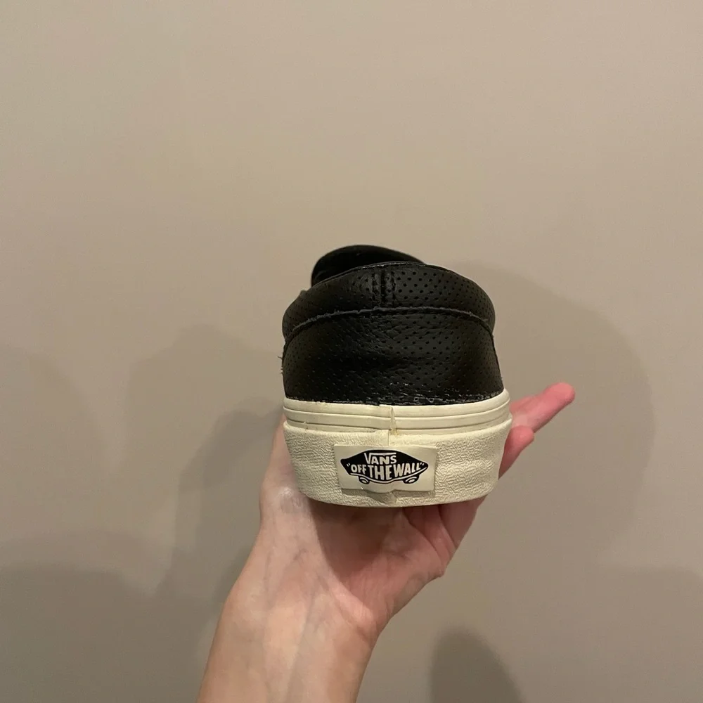Perf Leather Slip On Vans unisex - Picture 5 of 9